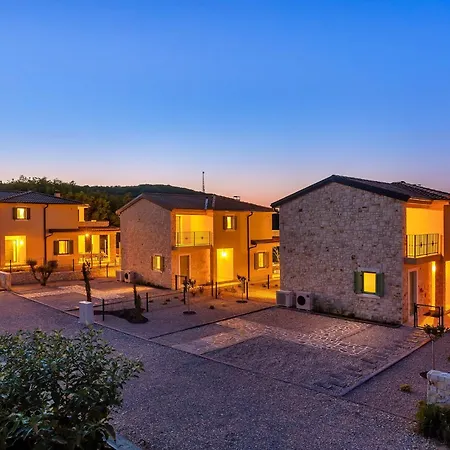 Villa Pinaza C