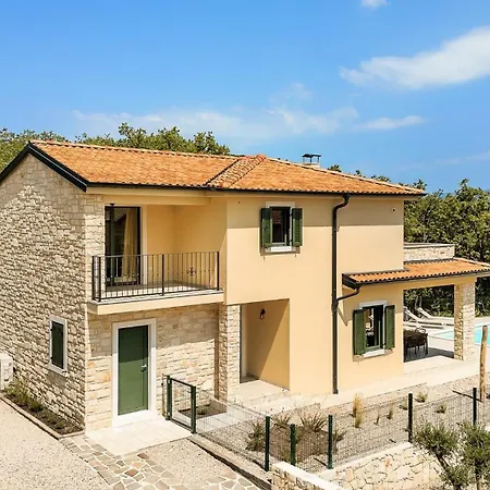 Pinaza C * Vrbnik (Primorje-Gorski Kotar)