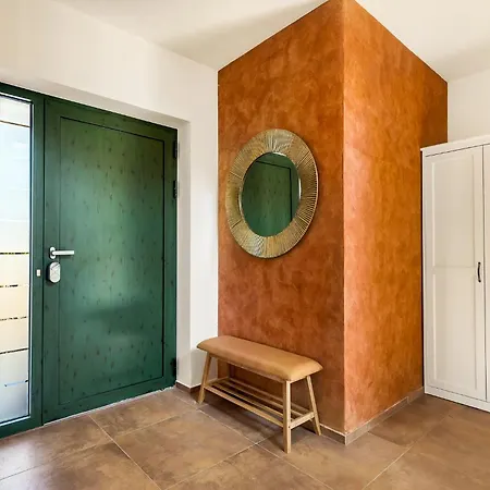 Pinaza C * Vrbnik (Primorje-Gorski Kotar)